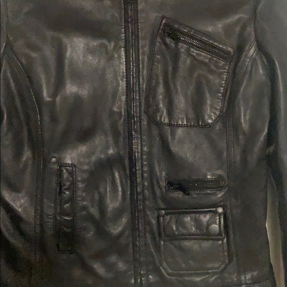 Leather jacket - Picture 2 of 9